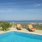 Rubini Villa *