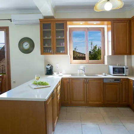 Rubini Villa Apolpaina